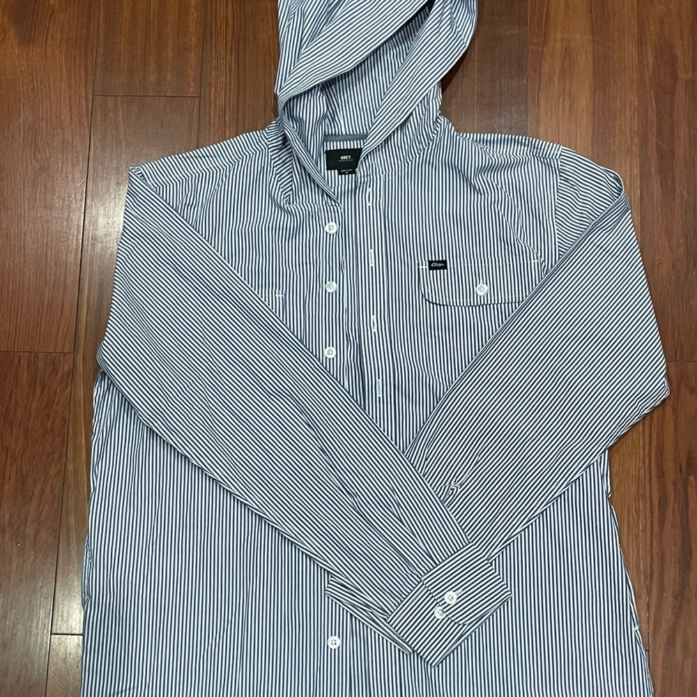 Formal shirt with hood and packets!! Size M